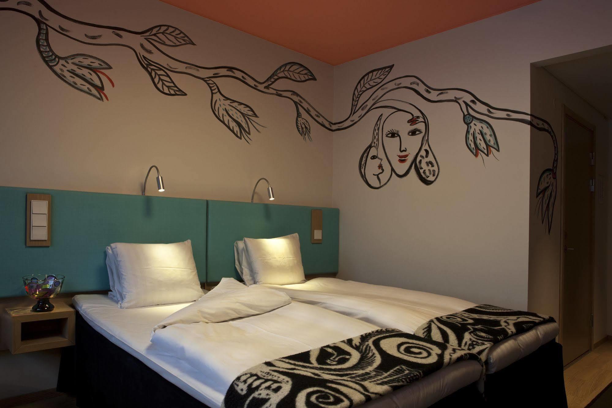 Kosta Boda Art Hotel ภายนอก รูปภาพ